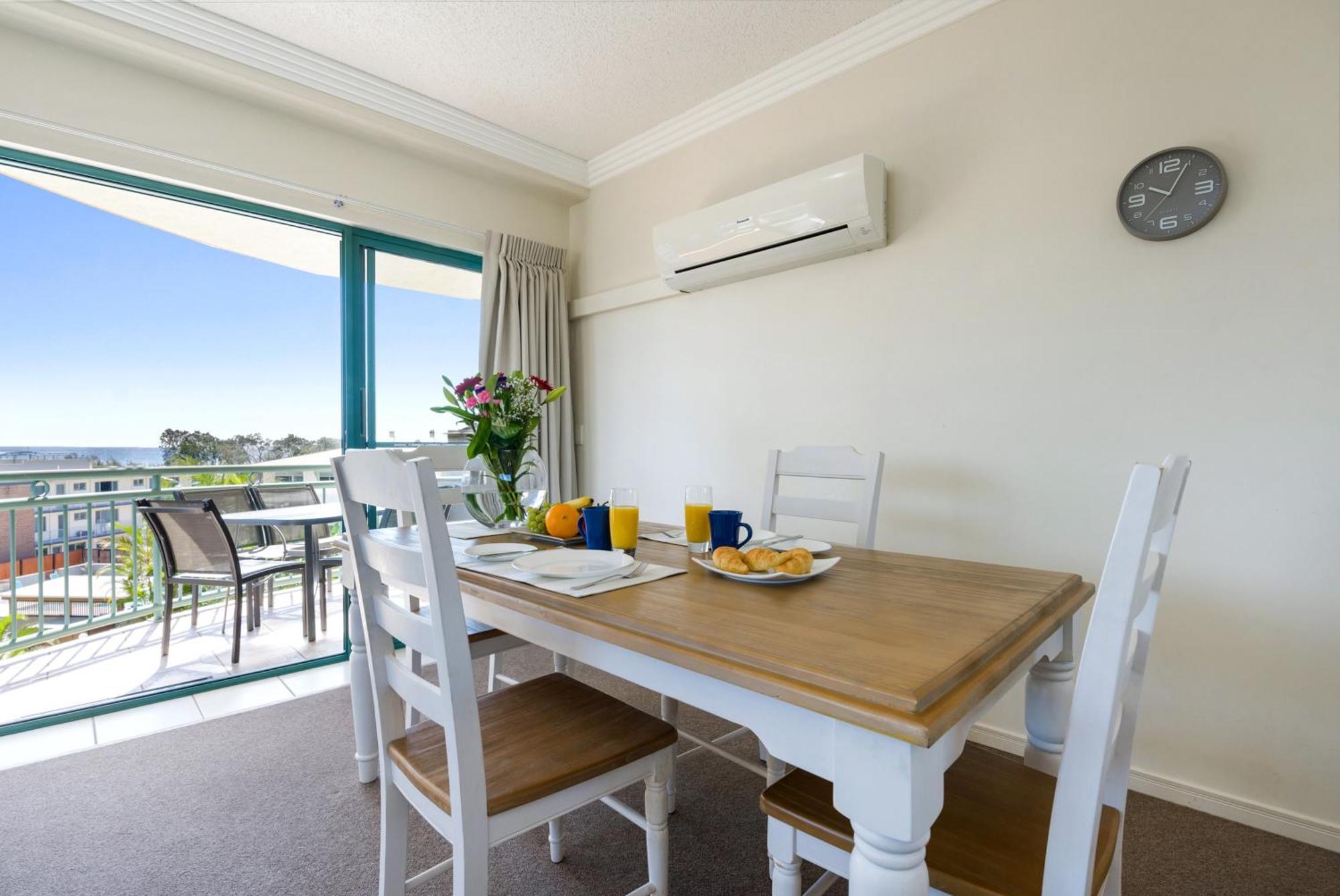 Sunshine Towers Boutique Apartments マルーチードール エクステリア 写真