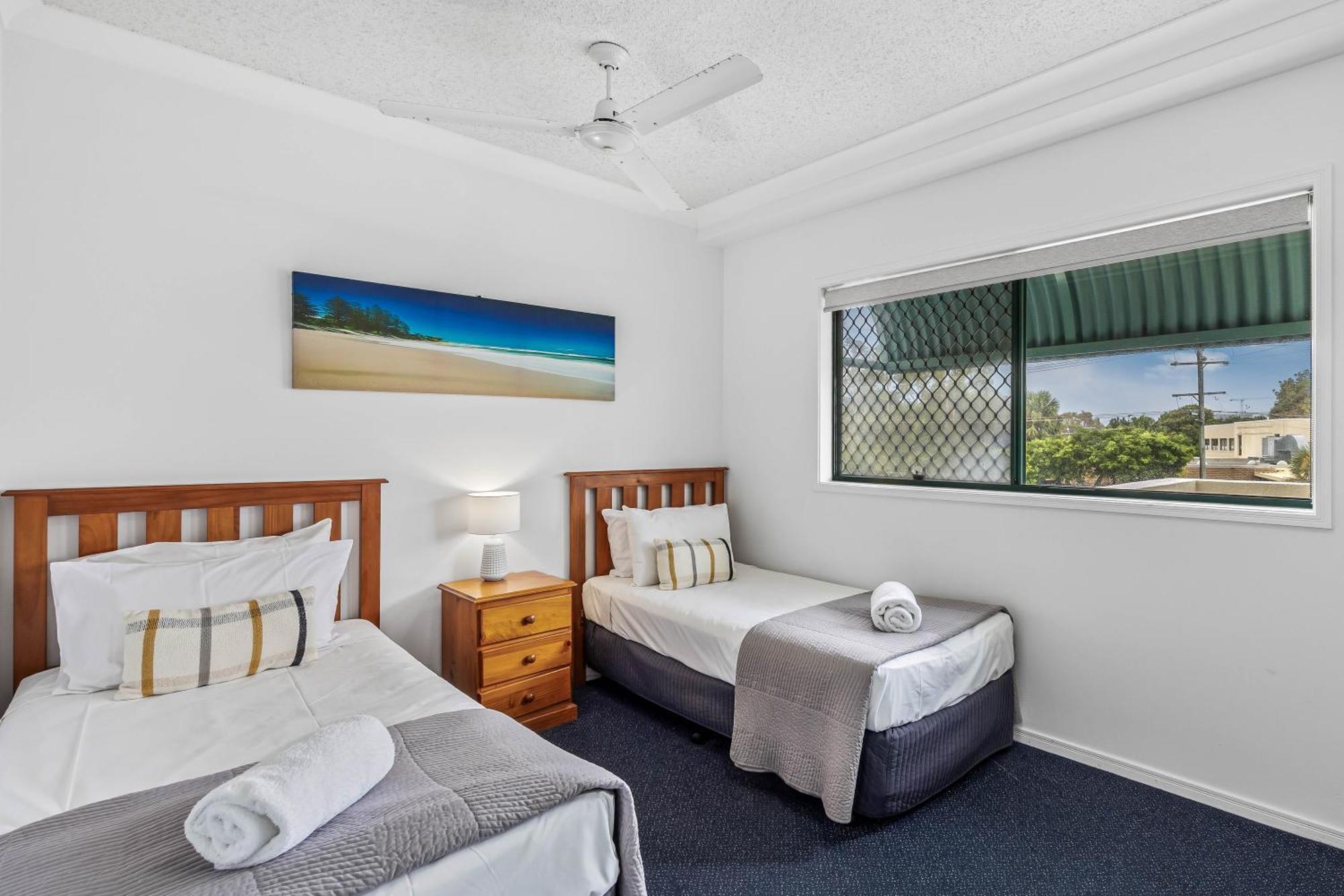 Sunshine Towers Boutique Apartments マルーチードール エクステリア 写真