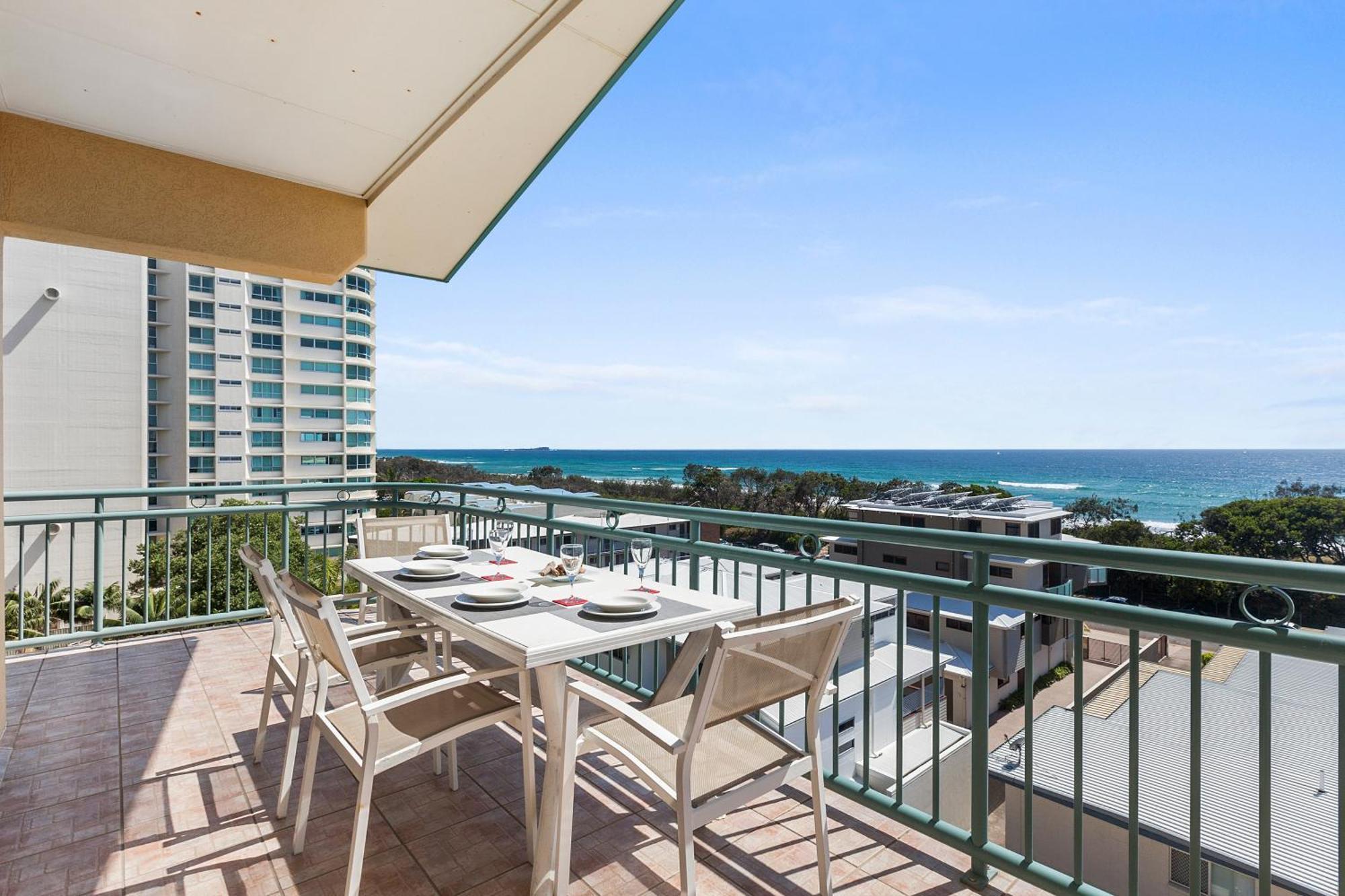 Sunshine Towers Boutique Apartments マルーチードール エクステリア 写真