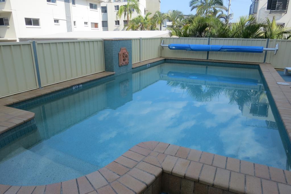 Sunshine Towers Boutique Apartments マルーチードール エクステリア 写真